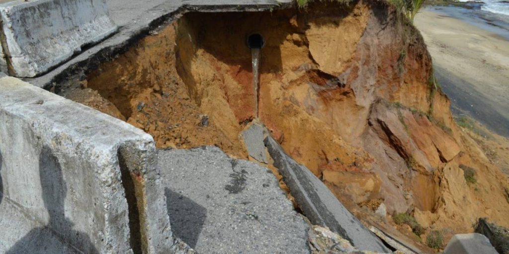 derrumbe de carretera