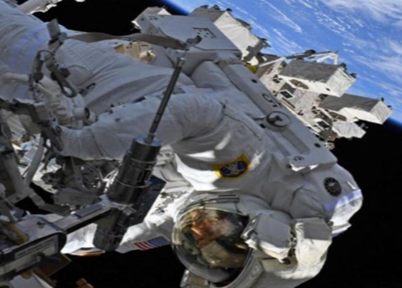 astronauta eei nasa