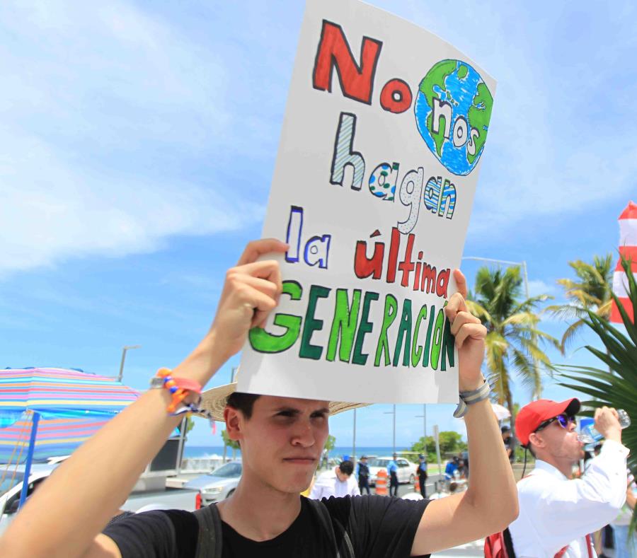 Marcha Ante El Cambio Climatico
