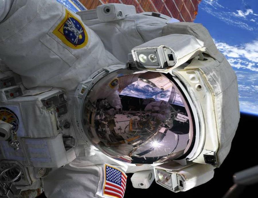 Caminata Espacial De Mujeres Astronautas