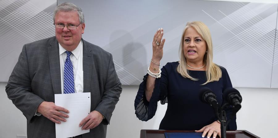 Brian Montgomery Y Wanda Vazquez Garced