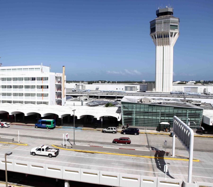 Aeropuerto Internacional Luis Munoz Marin